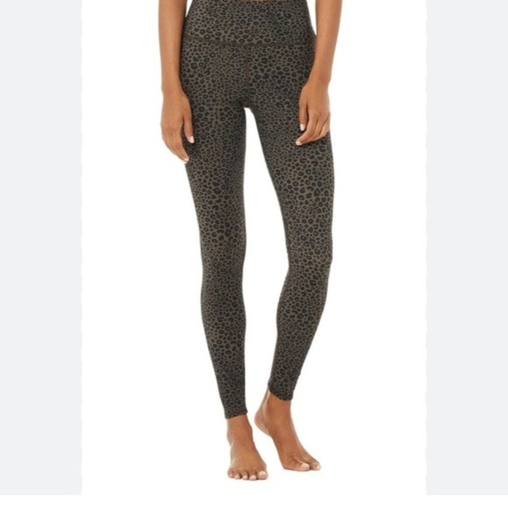 Alo‎ Yoga Airlift High Waist Leopard Print Leggings Olive Green Black XS W5725R